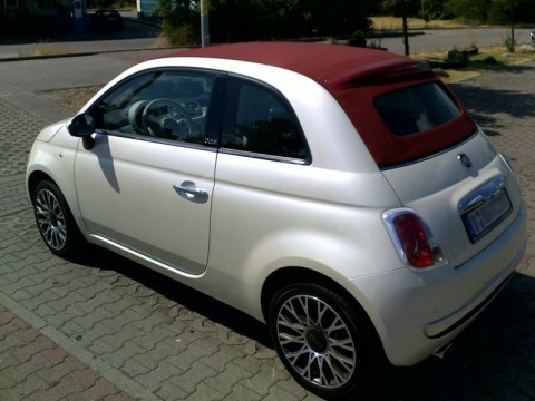 Fiat 500c geschlossen