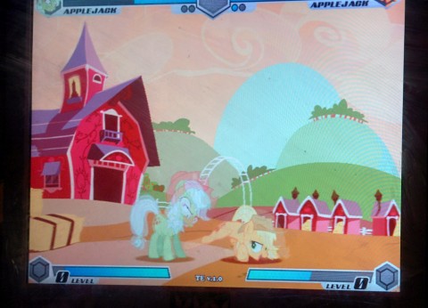 Lachen beim "My Little Pony" Prügelspiel