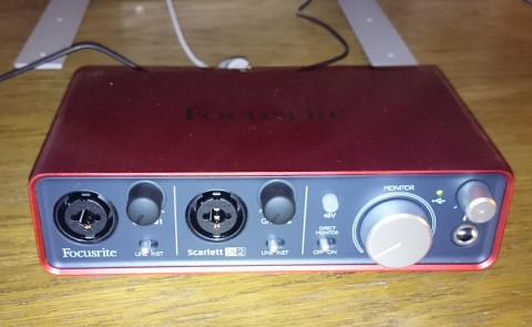 focusrite Scarlett 2i2