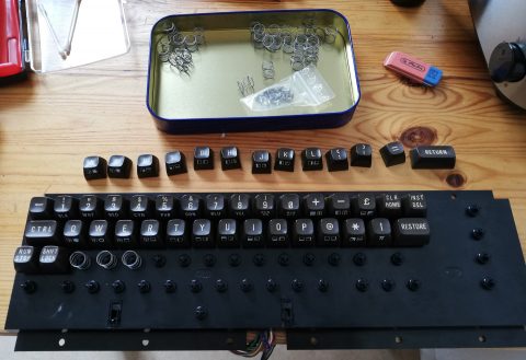C64 Tastatur Zusammenbau