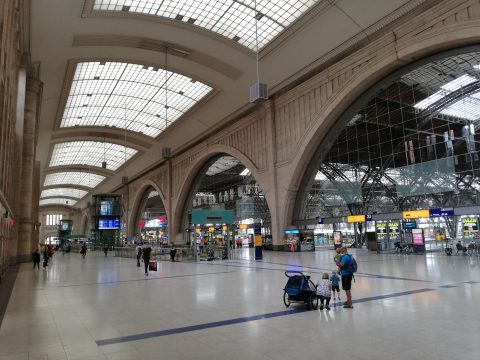 Leipziger Hauptbahnhof - Halle